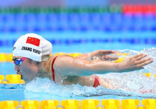 男女4x100混接力中国队摘银 王简嘉禾800自第5